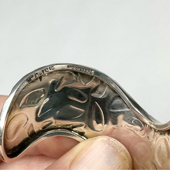 Sterling Silver Cuff Bangle Pebbled Wave Texture Mexican 925 - Picture 5 of 7